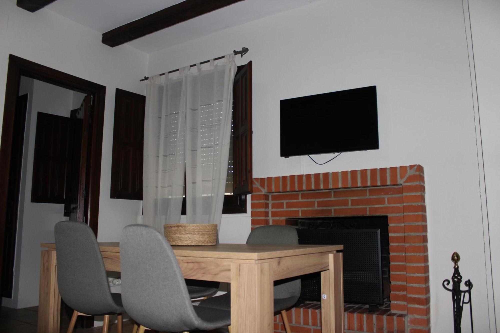 Apartamentos De Astroturismo La Canada Торрехон-эль-Рубио Экстерьер фото