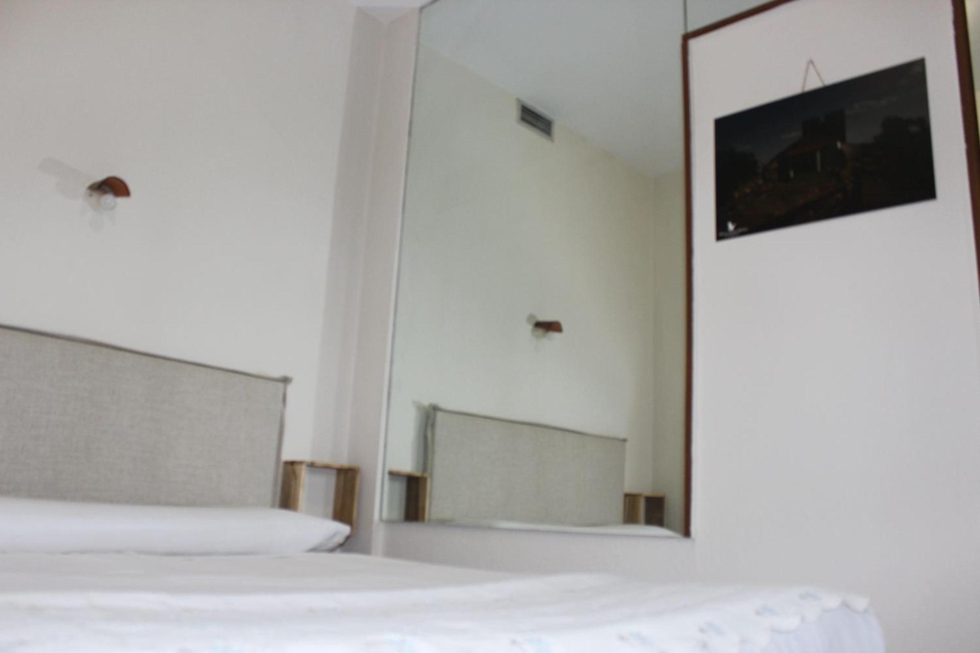 Apartamentos De Astroturismo La Canada Торрехон-эль-Рубио Экстерьер фото