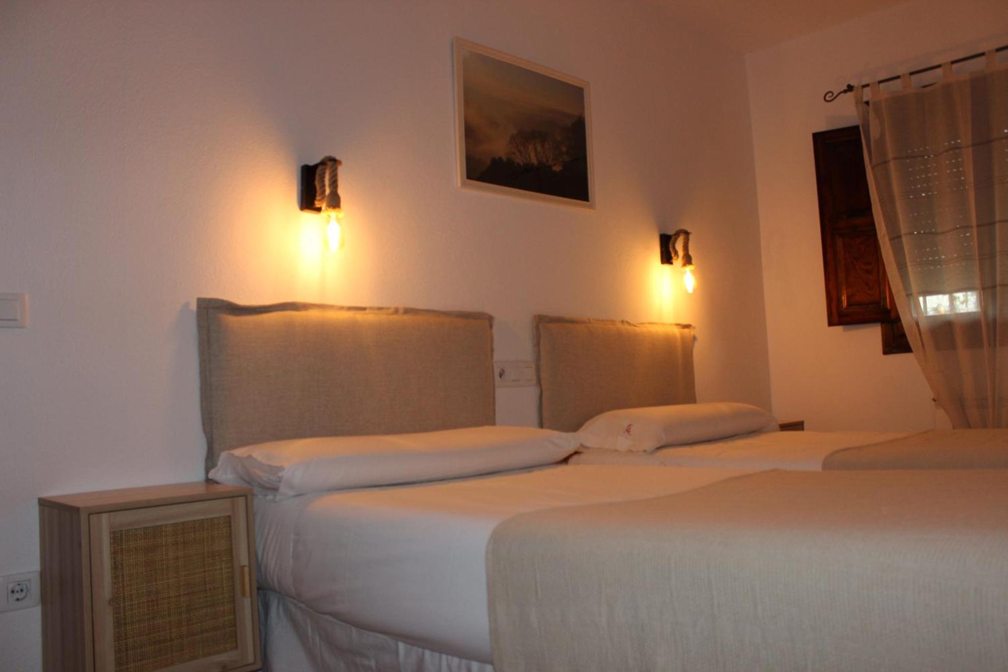 Apartamentos De Astroturismo La Canada Торрехон-эль-Рубио Экстерьер фото